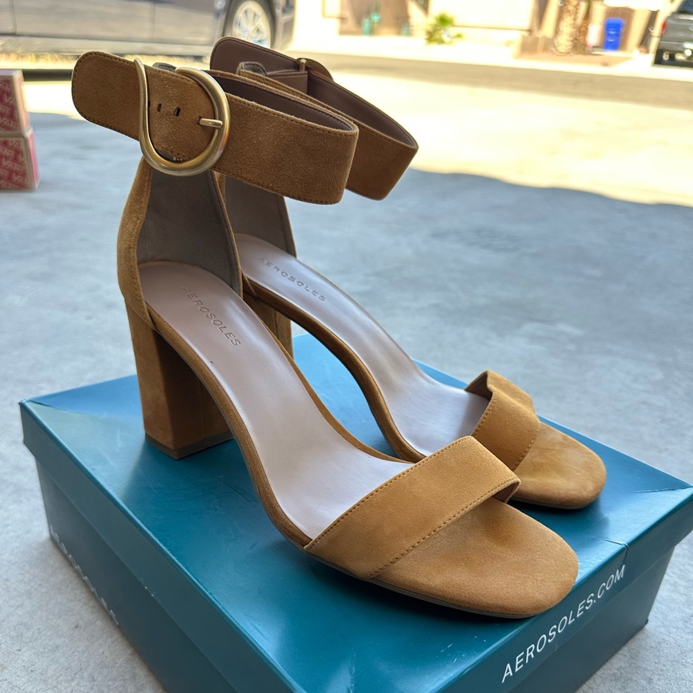 Aerosoles size 12 women heels